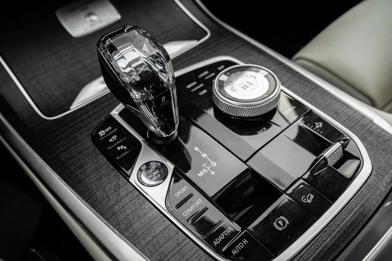BMW X7 снимка BMW X7