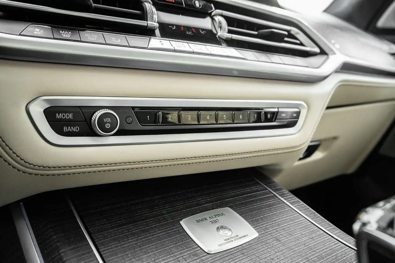 BMW X7 снимка BMW X7