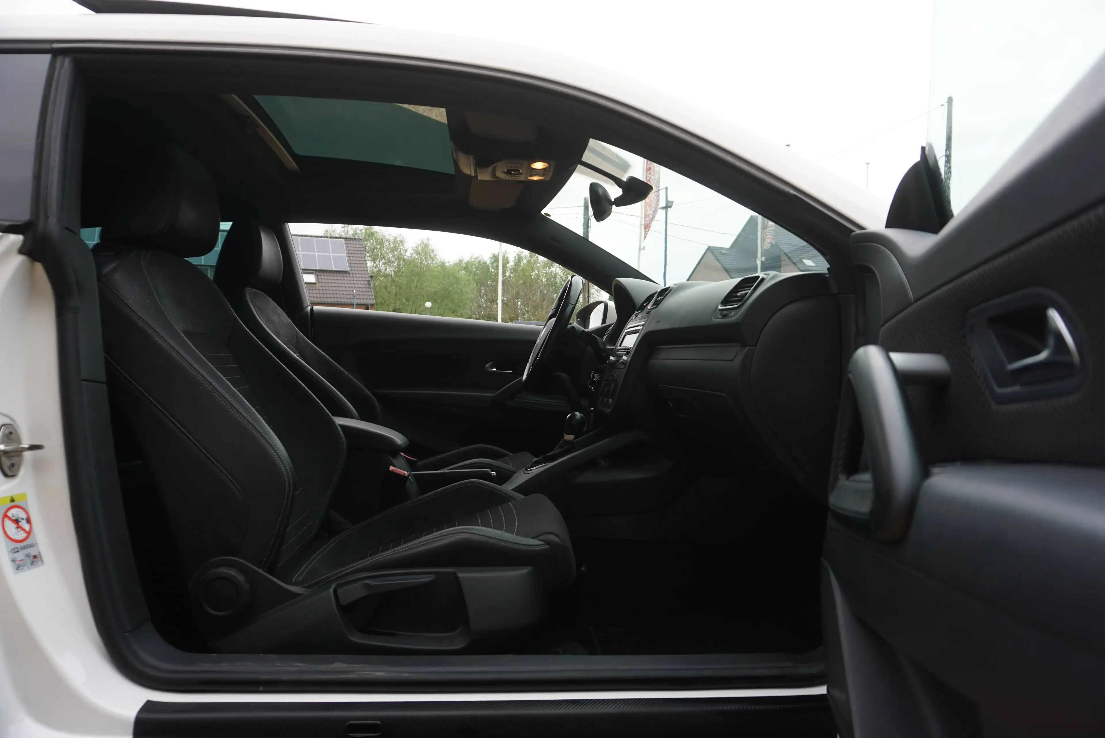 Volkswagen Scirocco 2.0 TSI DSG6 PDC AR TOIT OUVRANT GARANTIE 1AN — photo 12