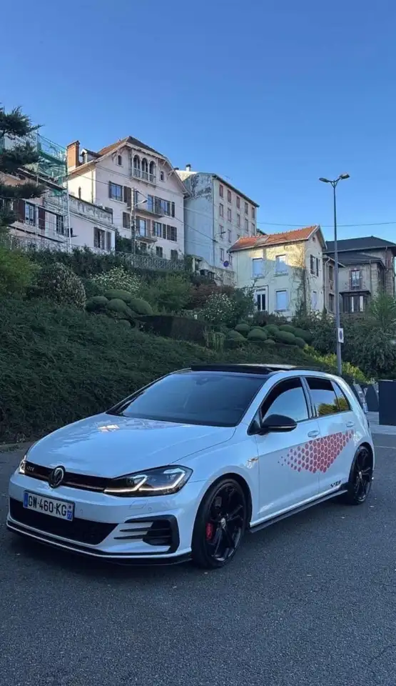 Volkswagen Golf R