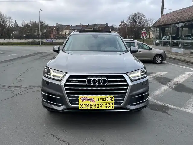 Audi Q7 Q7 3.0 TDI DPF quattro tiptronic 7 PLACES