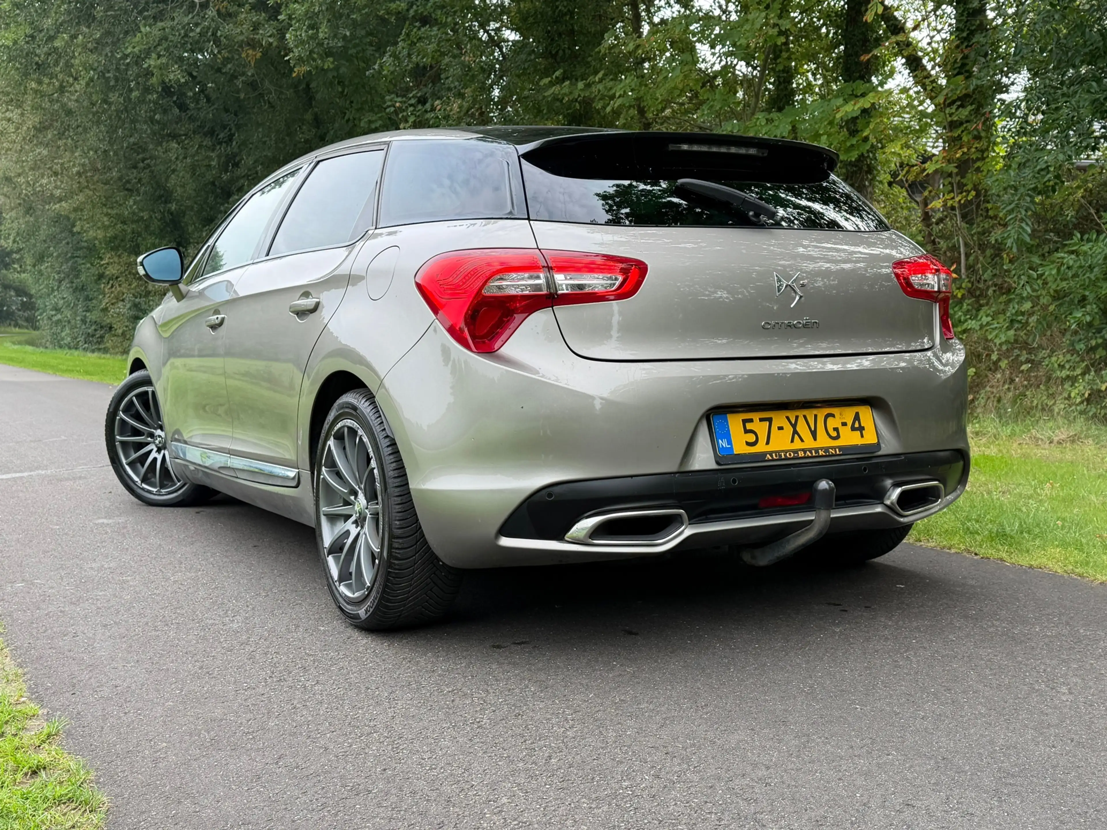 Citroen DS5 1.6 THP So Chic | Cruise control + Navi Nu € 6.950 — photo 3