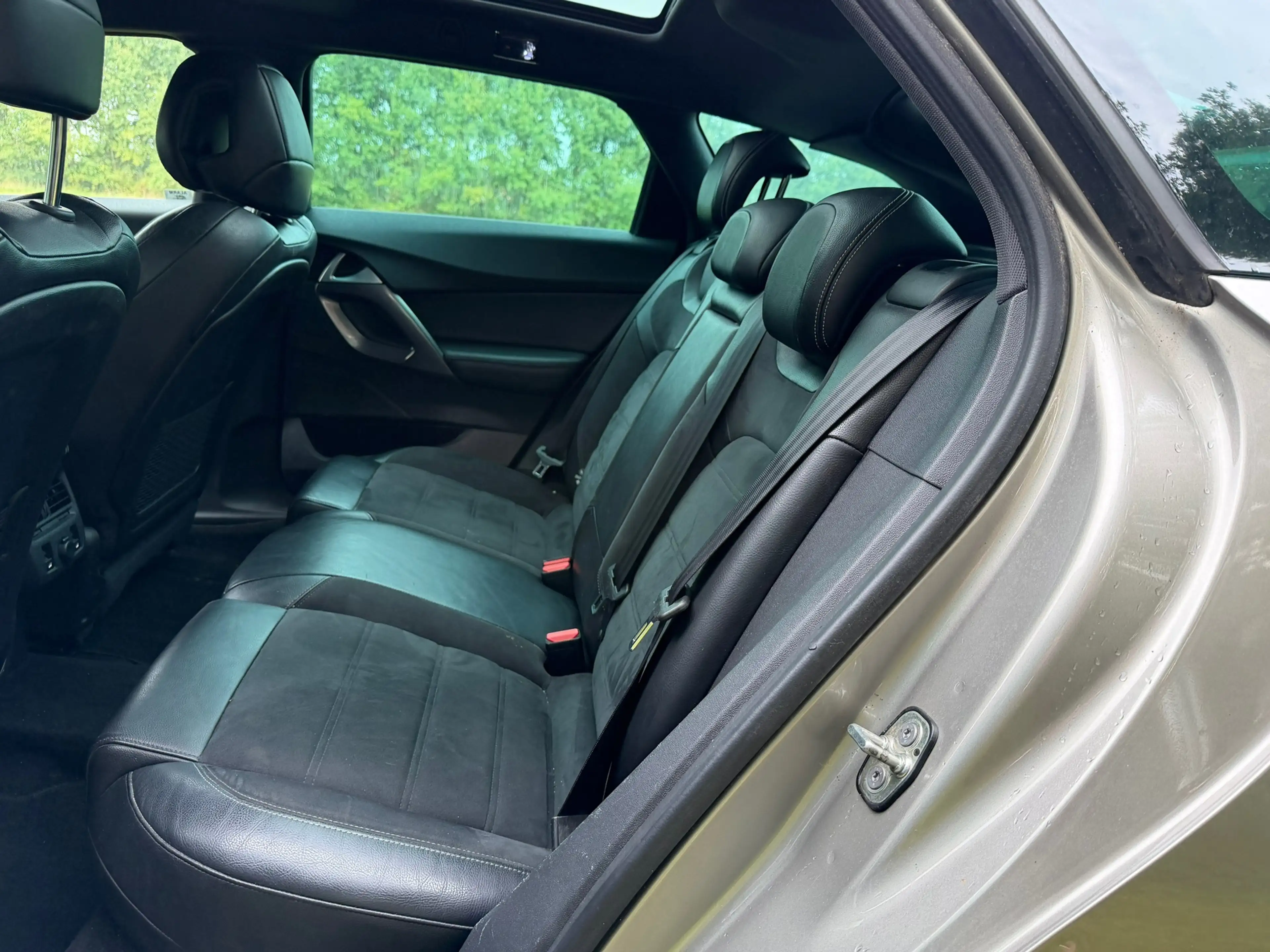 Citroen DS5 1.6 THP So Chic | Cruise control + Navi Nu € 6.950 — photo 12