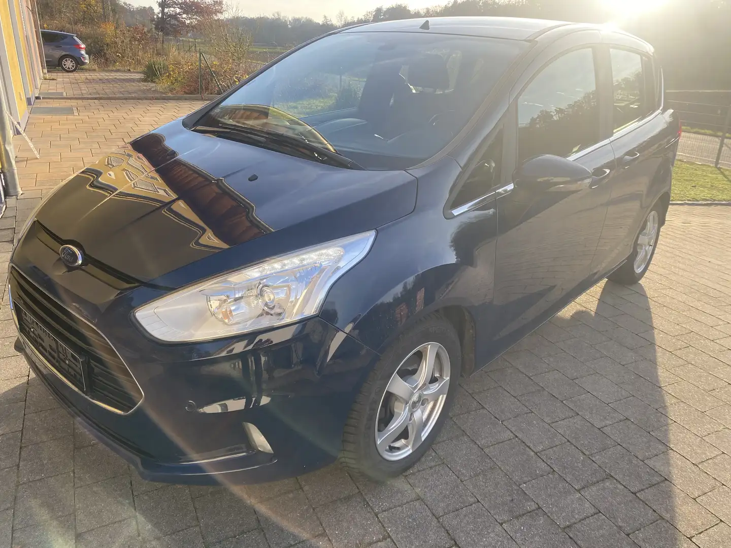 Ford B-Max Titanium Blau - 2