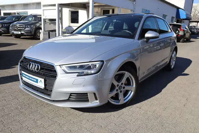 Audi A3 A3 40 TFSI Sportback quattro S tronic sport|NAVI|P