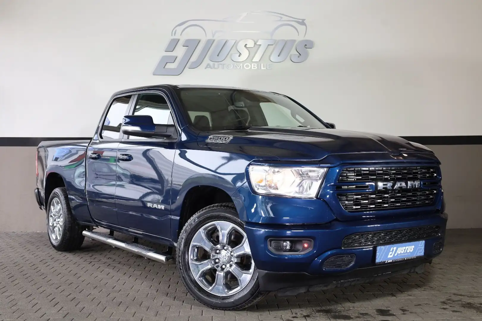 Dodge RAM 5.7 BigHorn/SHZ/KAMERA/AHK/BTH/MFL/TEMP/R20 Bleu - 1
