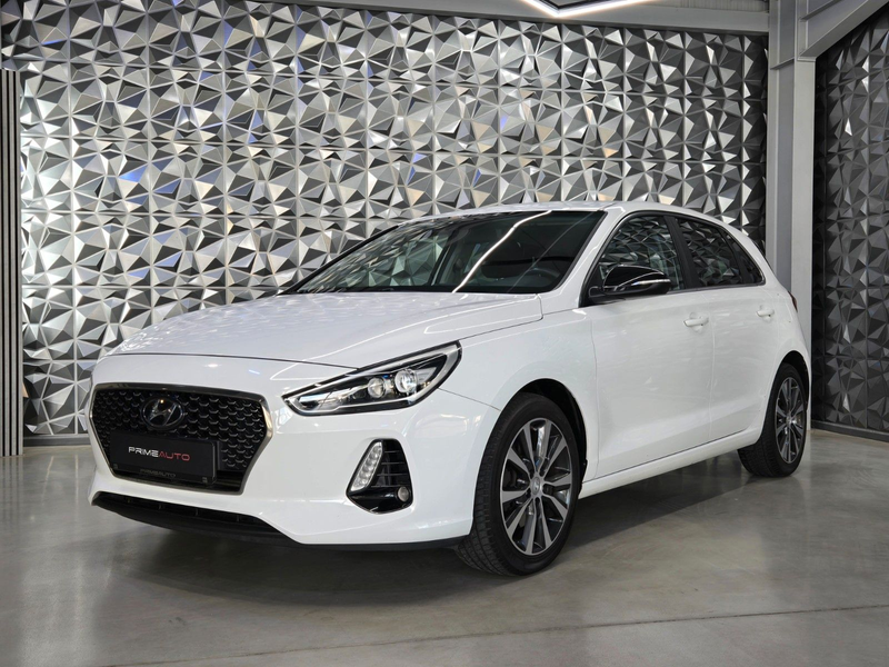 Hyundai i30 Intro*1.HAND*CARPLAY*LED*NAVI*WINTERPAKET*