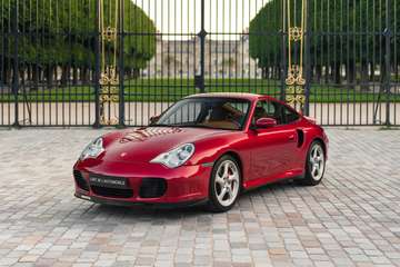 Turbo Tiptronic - only 13,700 km/Porsche Exclusive