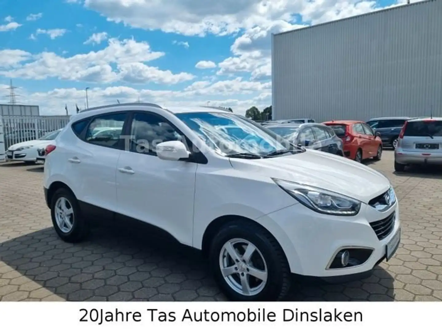 Hyundai iX35 2.0 CRDi 4WD FIFA World Cup Edition"Automatik" Blanc - 2