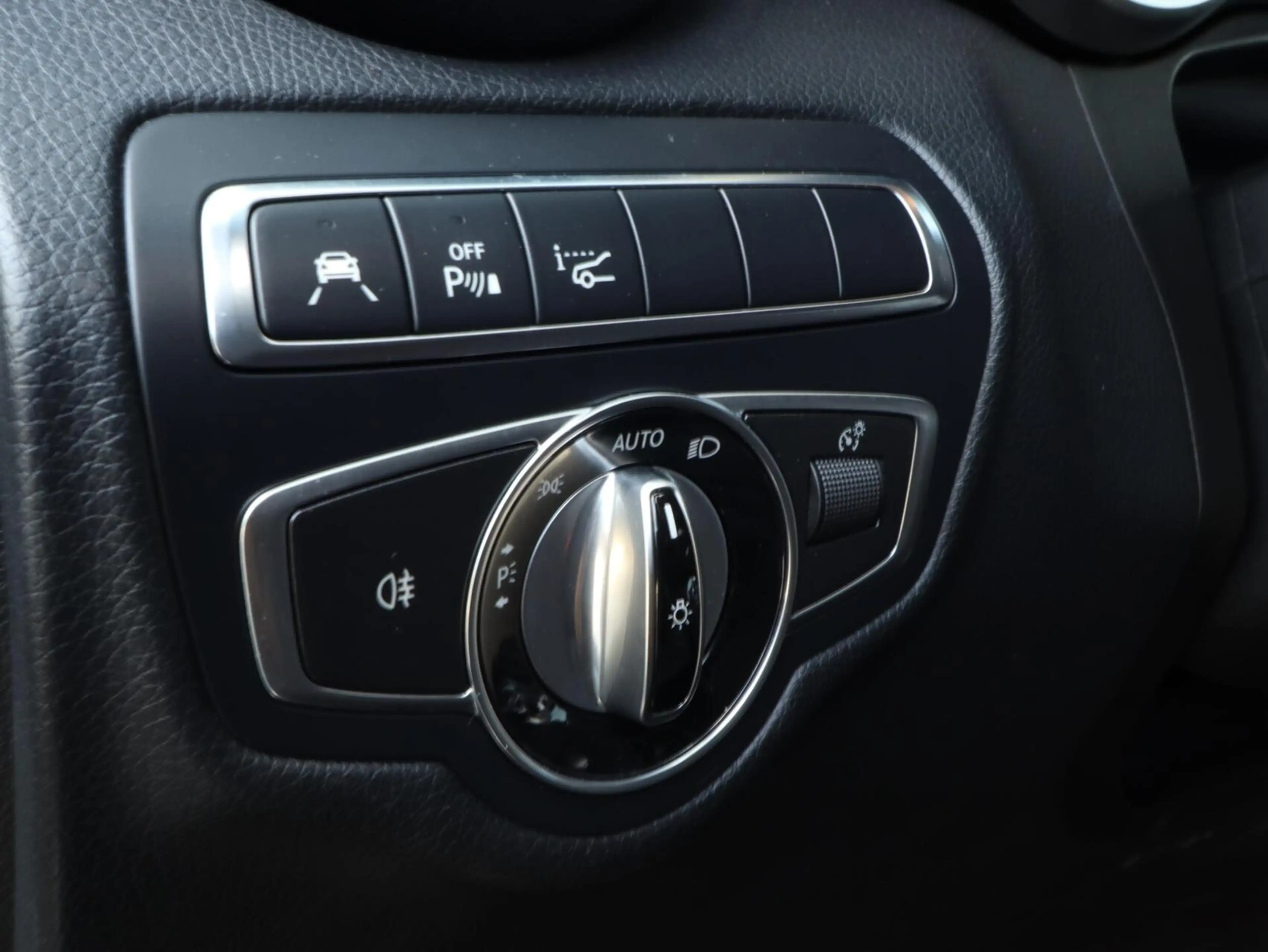 Mercedes-Benz GLC 43 AMG 4MATIC — photo 13