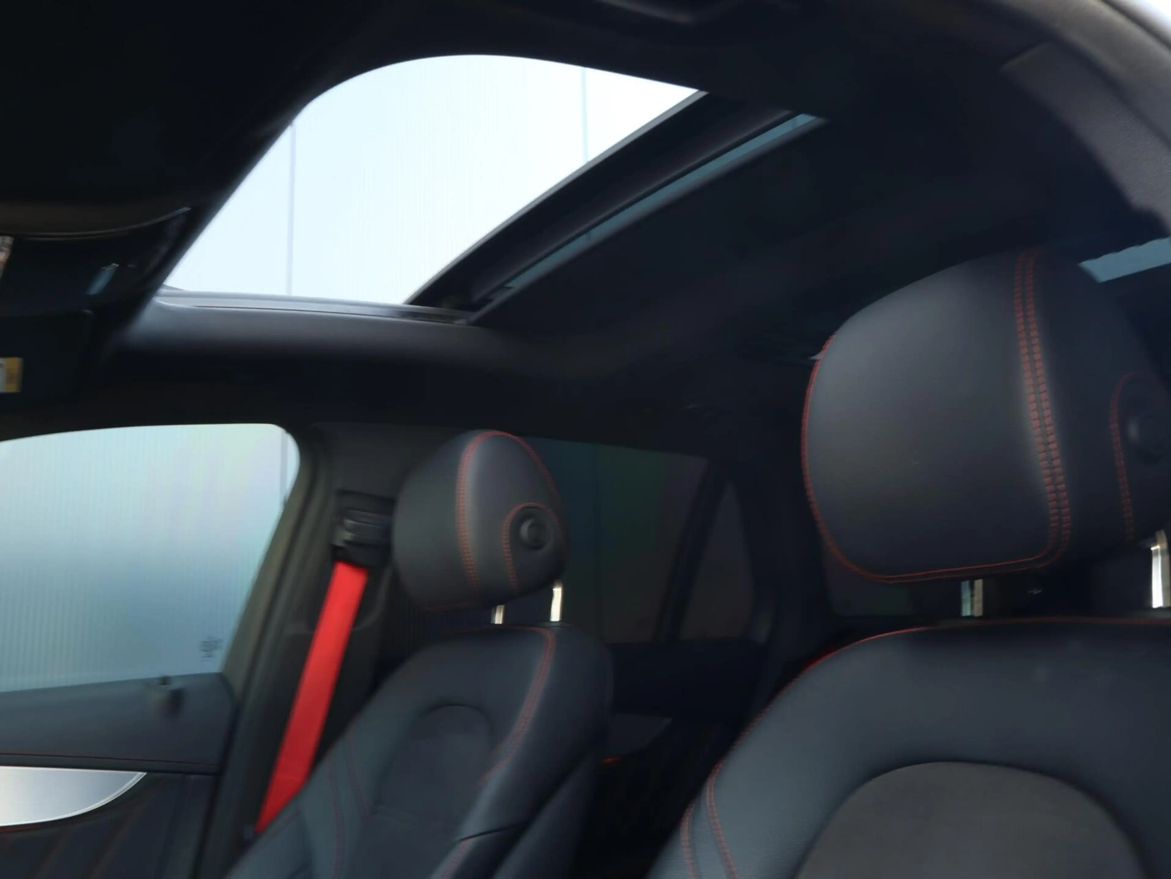 Mercedes-Benz GLC 43 AMG 4MATIC — photo 37