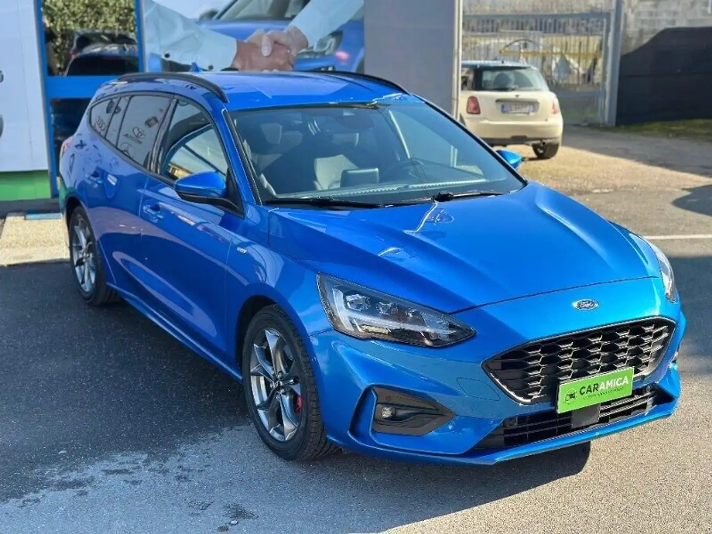 Ford Focus Focus 1.0 EcoBoost 125 CV automatico SW ST-Line C Bleu - 2