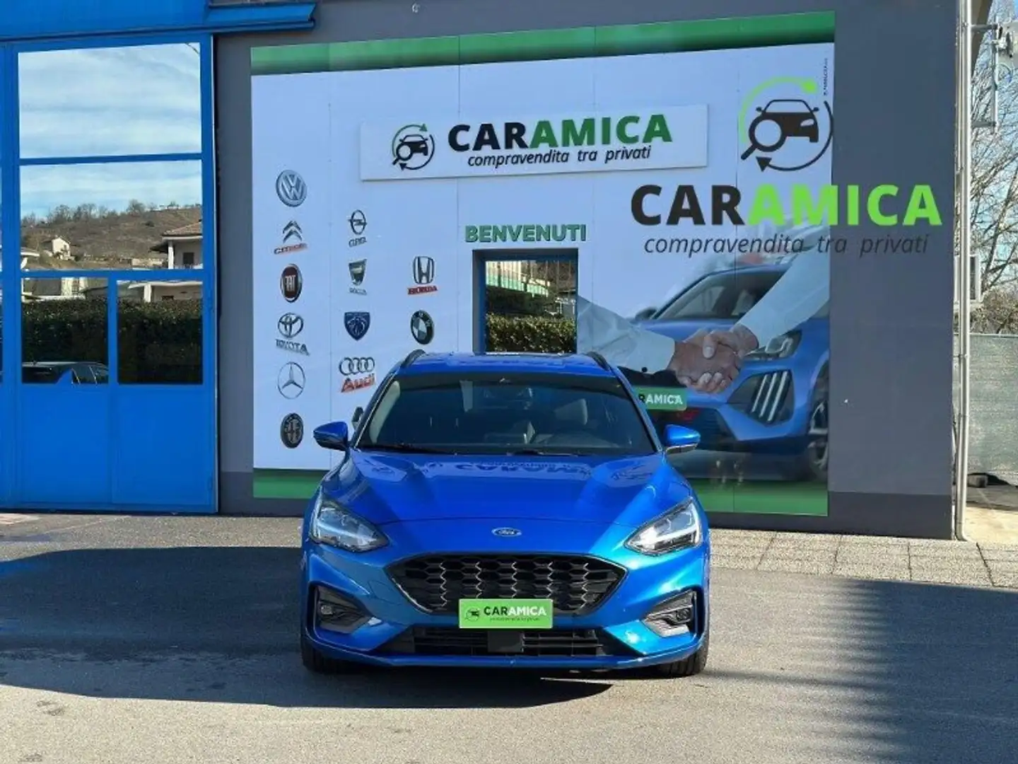Ford Focus Focus 1.0 EcoBoost 125 CV automatico SW ST-Line C Bleu - 1