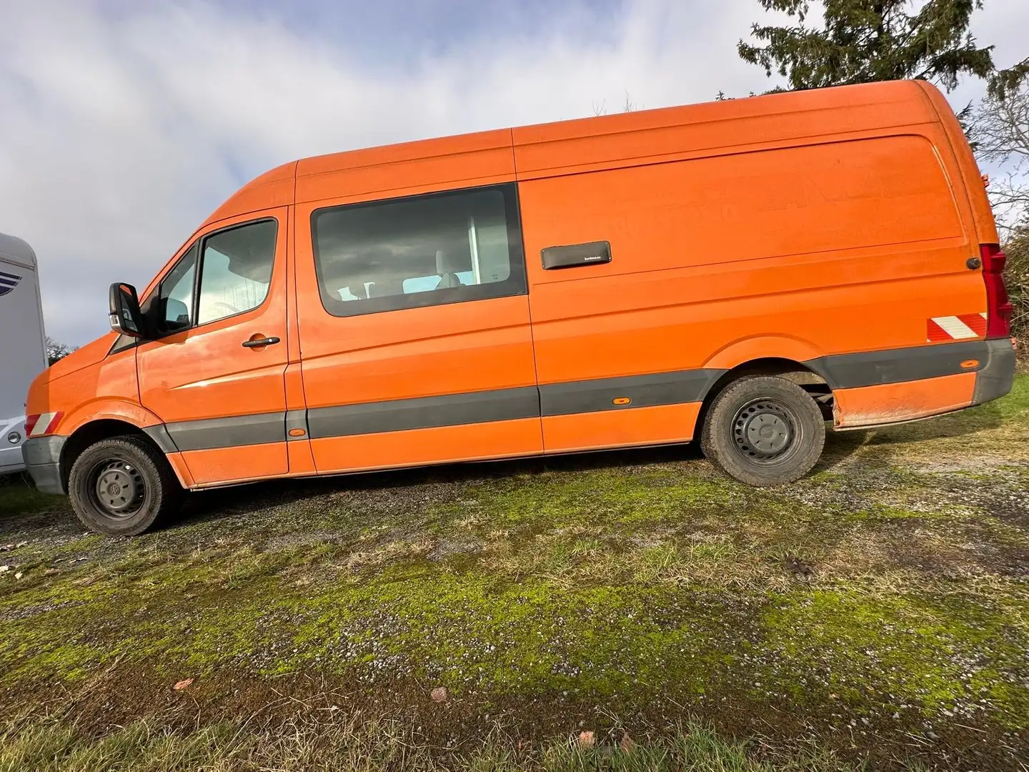 Volkswagen Crafter 35 lang L3H2. 6-Sitzplätze.Ahk Orange - 2