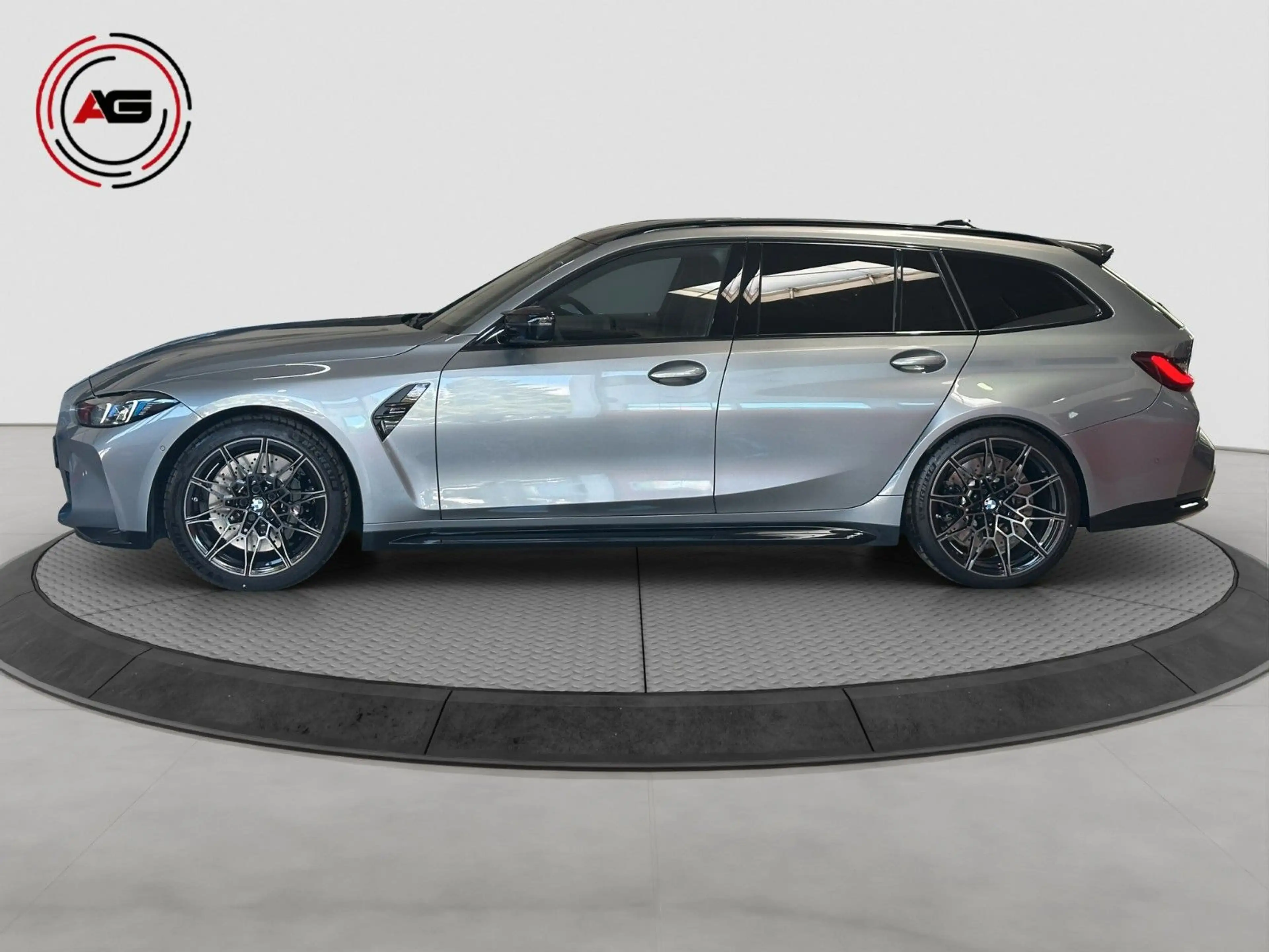 BMW M3 Touring xDr Competition LCI VMAX ACC H&K 360° — photo 3