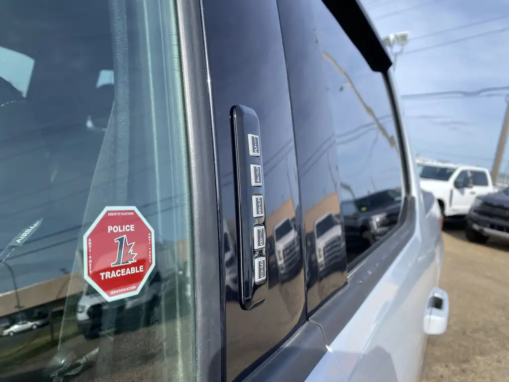 2021 Ford F-150 Lariat SuperCrew 145 | 4X4 | Remote Start | Parkin — photo 5