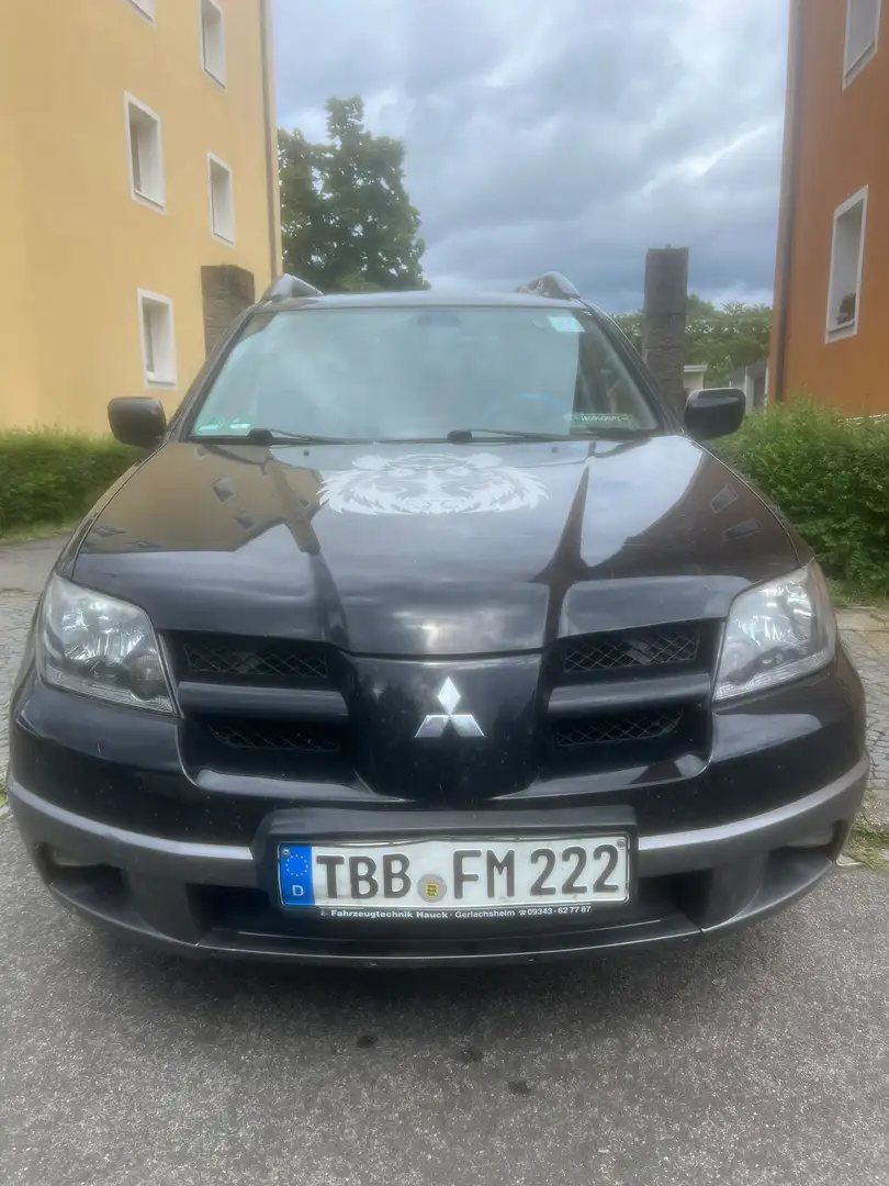 Mitsubishi Outlander 2.4 Sport crna - 1