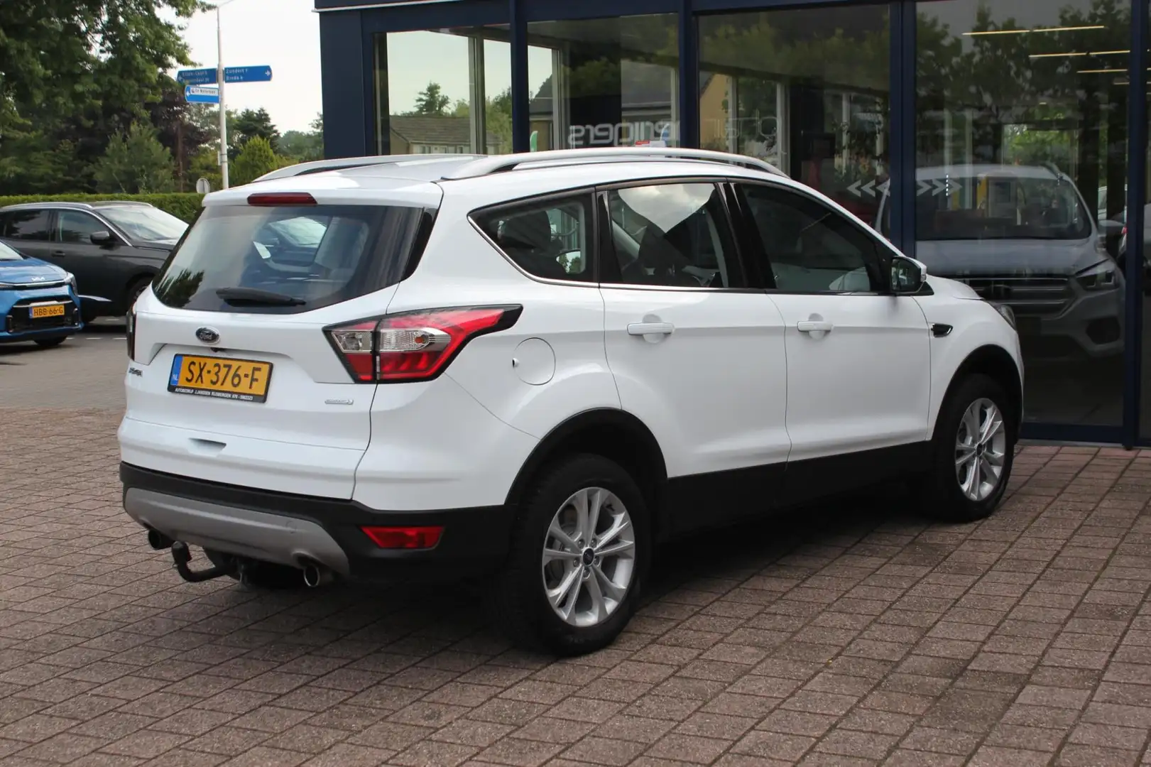 Ford Kuga 1.5 EcoBoost Titanium|Prijs rijklaar incl. 12 mnd Blanco - 2