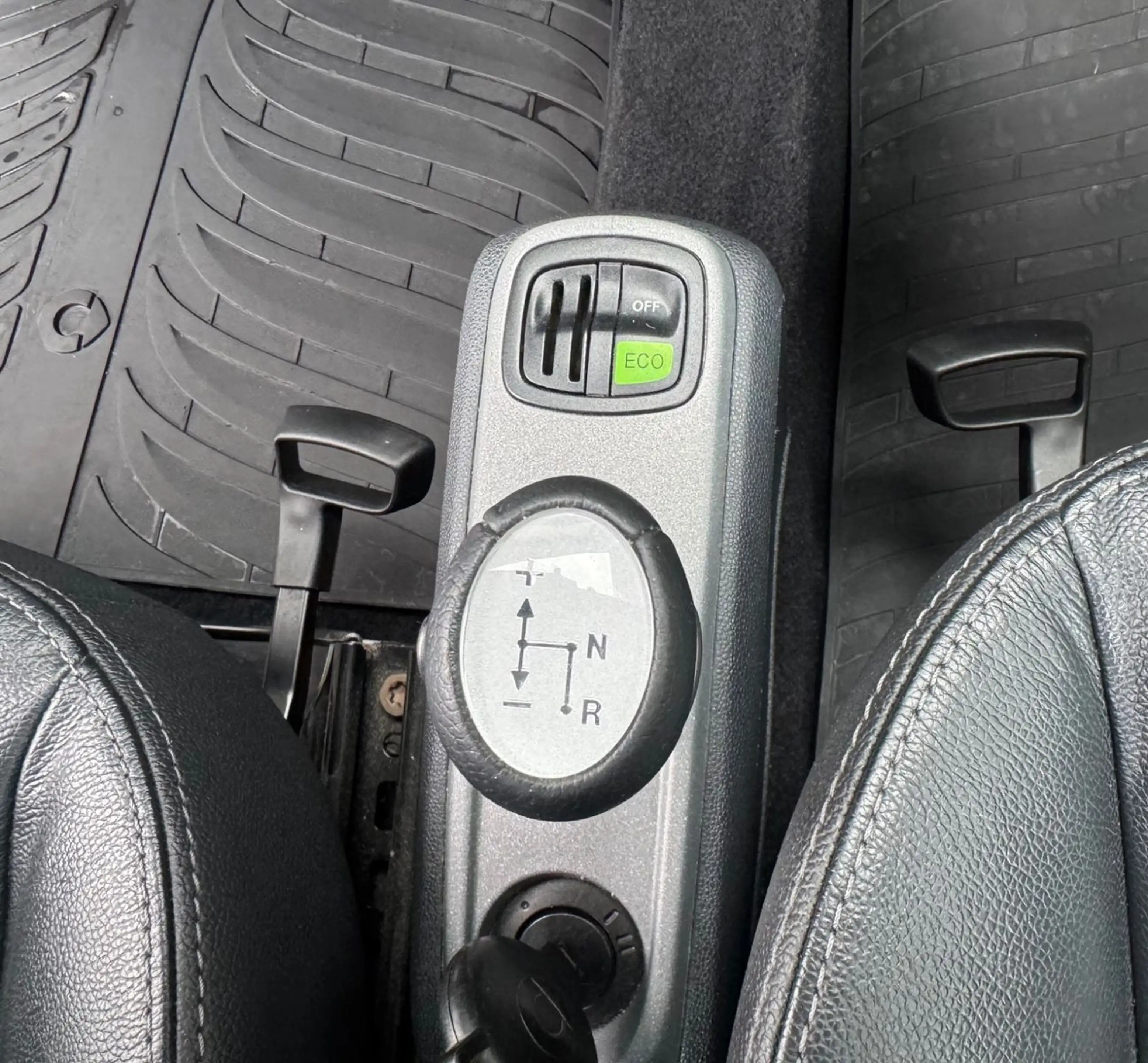 smart forTwo *1.Hand/Klima/Leder/Sitzhzg./CD/USB* — photo 19
