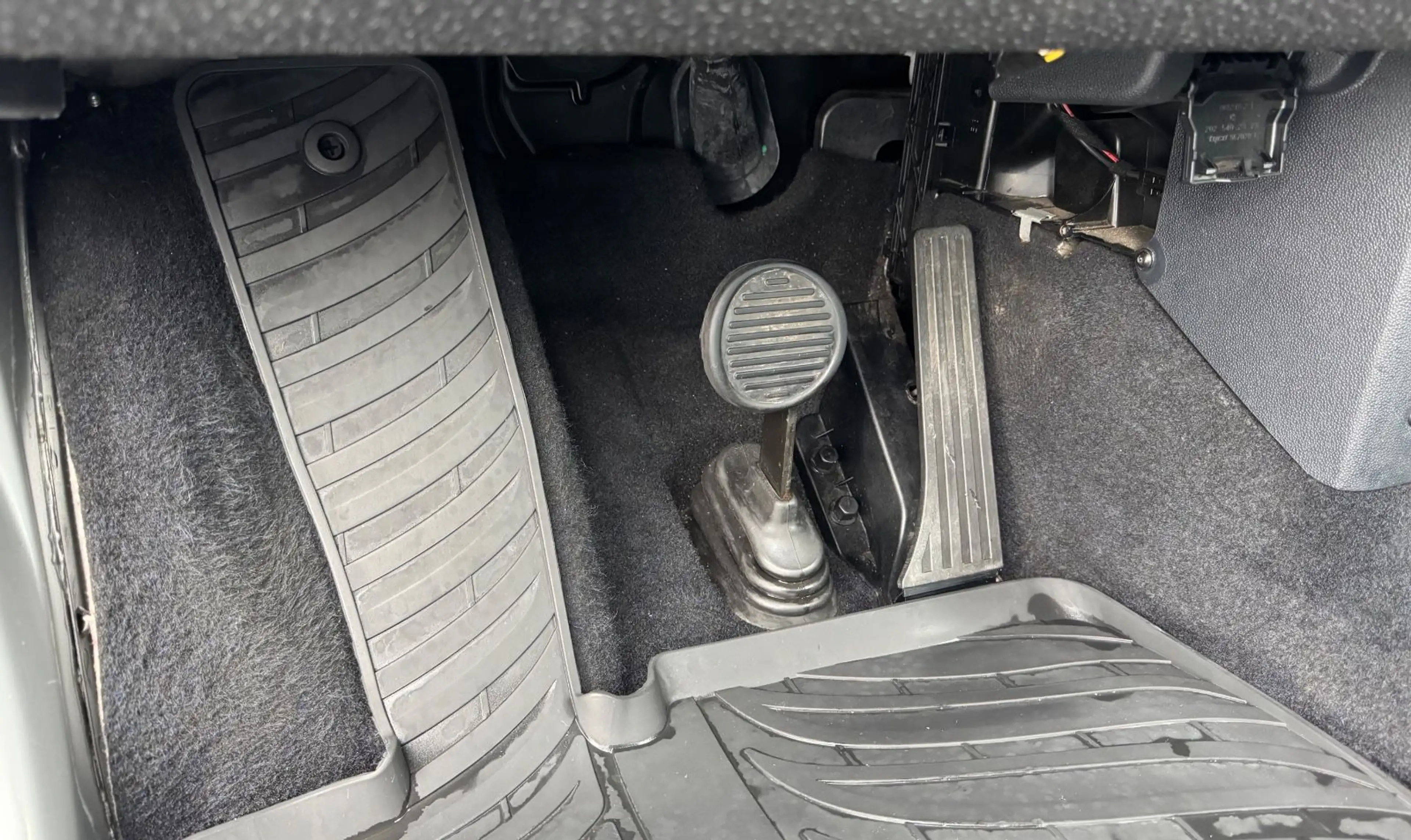 smart forTwo *1.Hand/Klima/Leder/Sitzhzg./CD/USB* — photo 21
