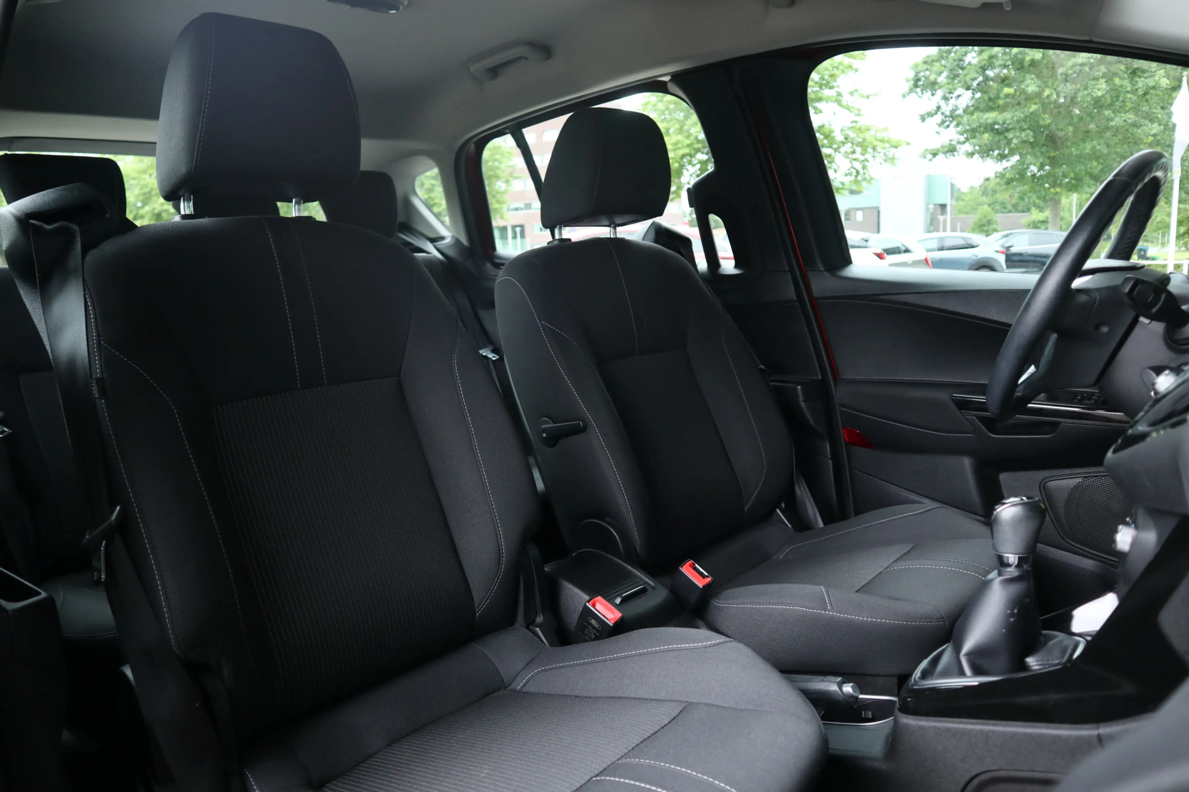 Ford B-Max 1.0 EcoBoost Titanium Navi / Camera / Clima / Crui — photo 25