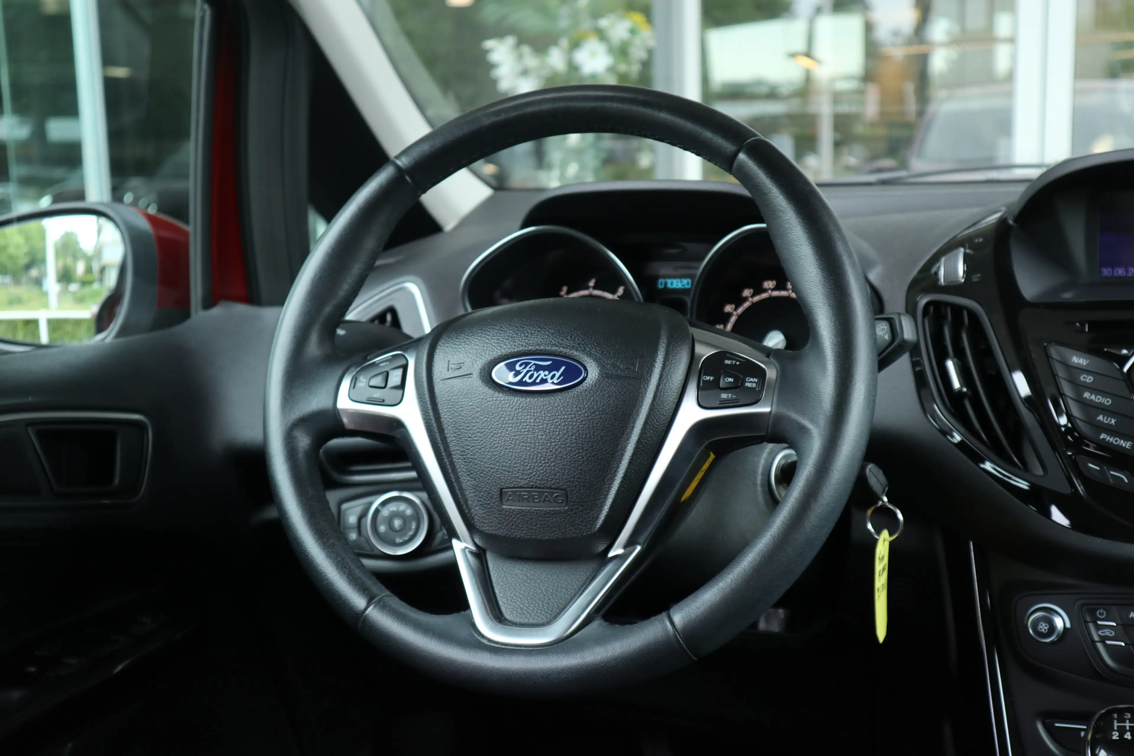 Ford B-Max 1.0 EcoBoost Titanium Navi / Camera / Clima / Crui — photo 21