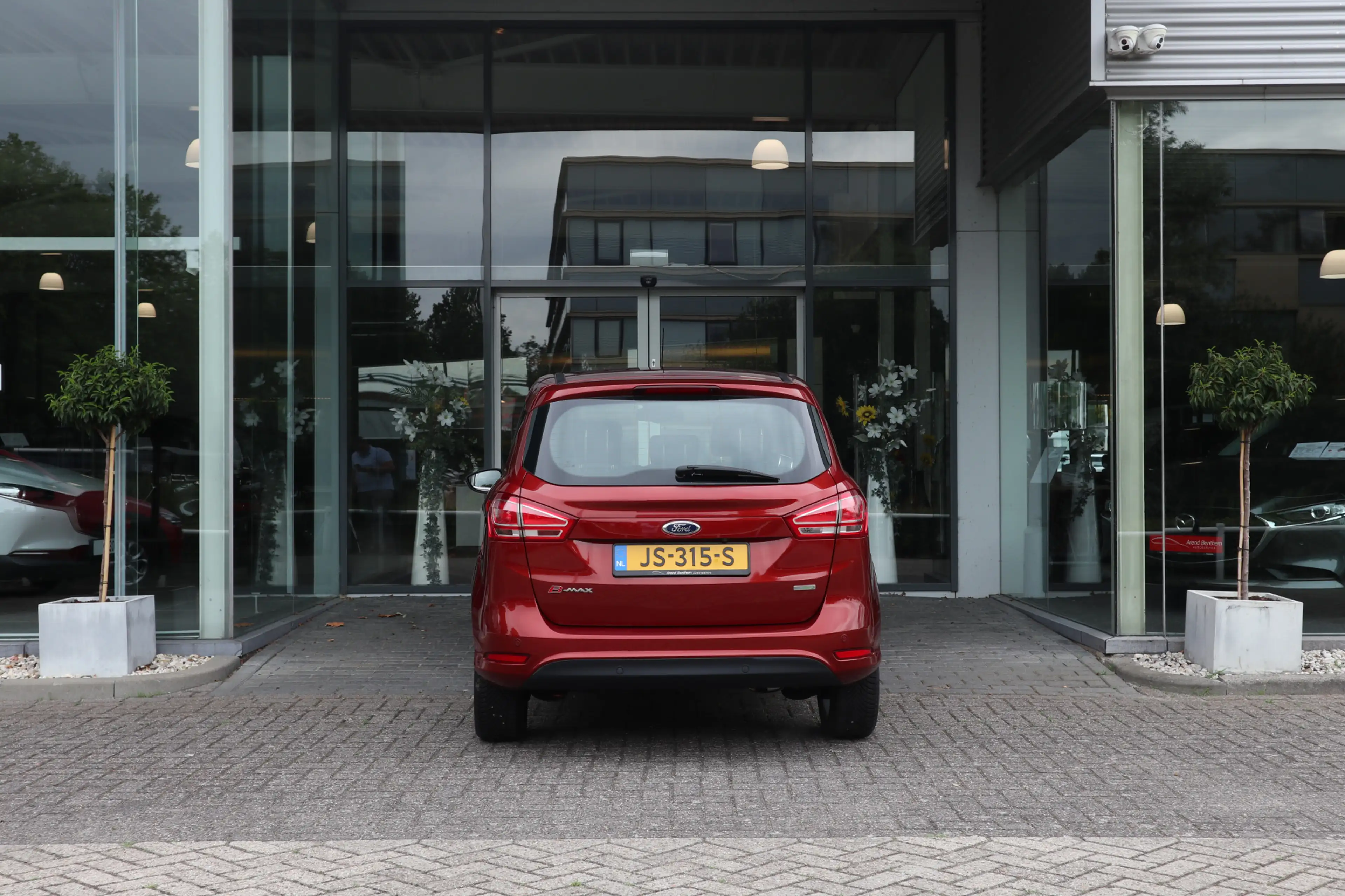 Ford B-Max 1.0 EcoBoost Titanium Navi / Camera / Clima / Crui — photo 10