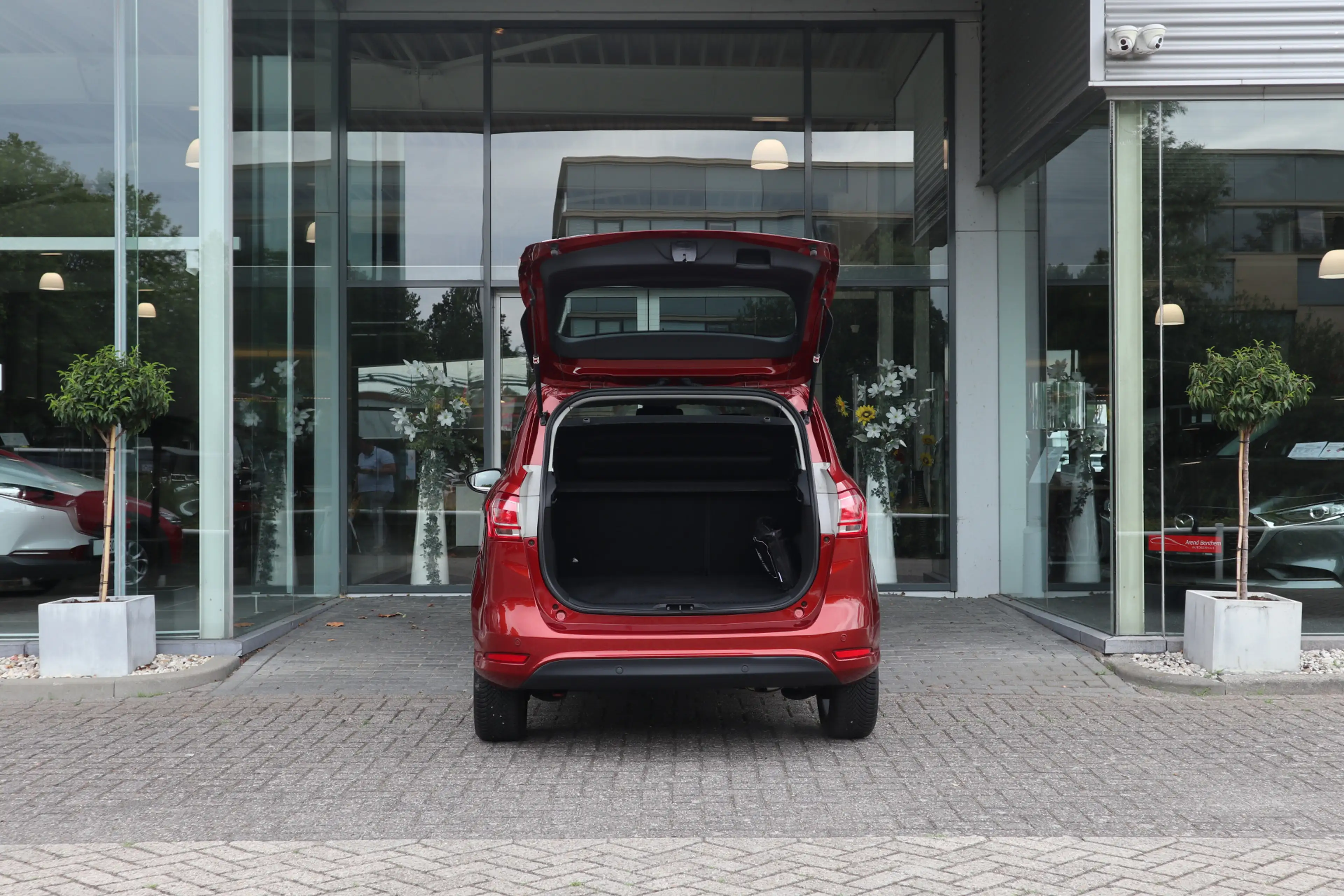 Ford B-Max 1.0 EcoBoost Titanium Navi / Camera / Clima / Crui — photo 11