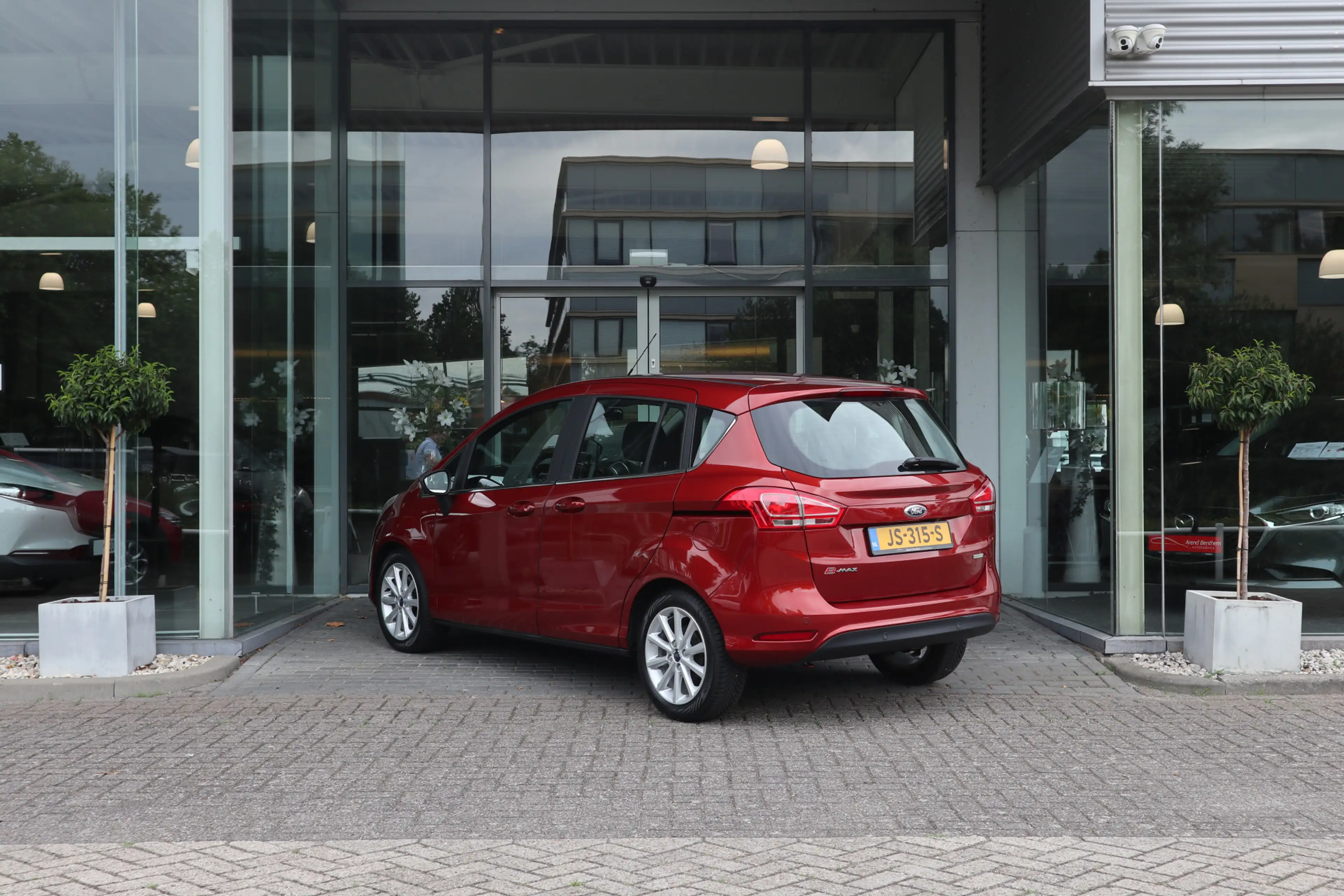 Ford B-Max 1.0 EcoBoost Titanium Navi / Camera / Clima / Crui — photo 2