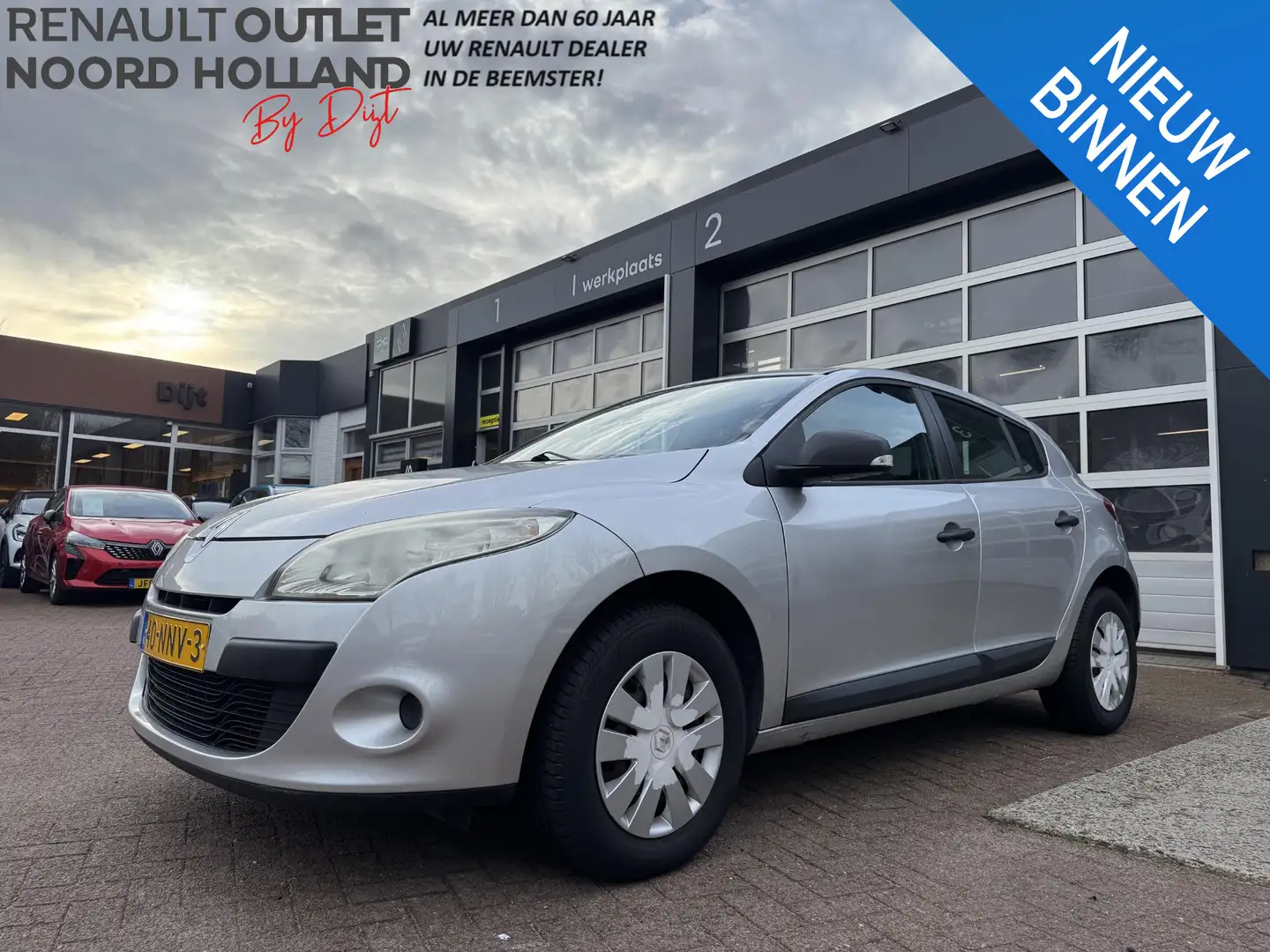Renault Megane 1.6 Sélection Business 54.603km+Trekhaak! Grijs - 1