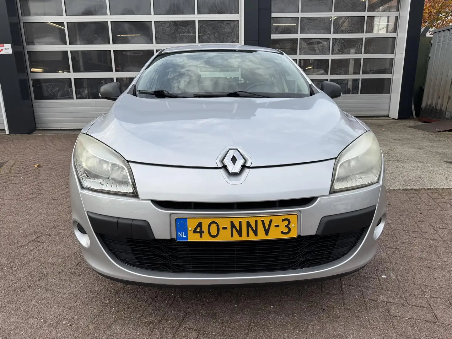 Renault Megane 1.6 Sélection Business 54.603km+Trekhaak! Grijs - 2