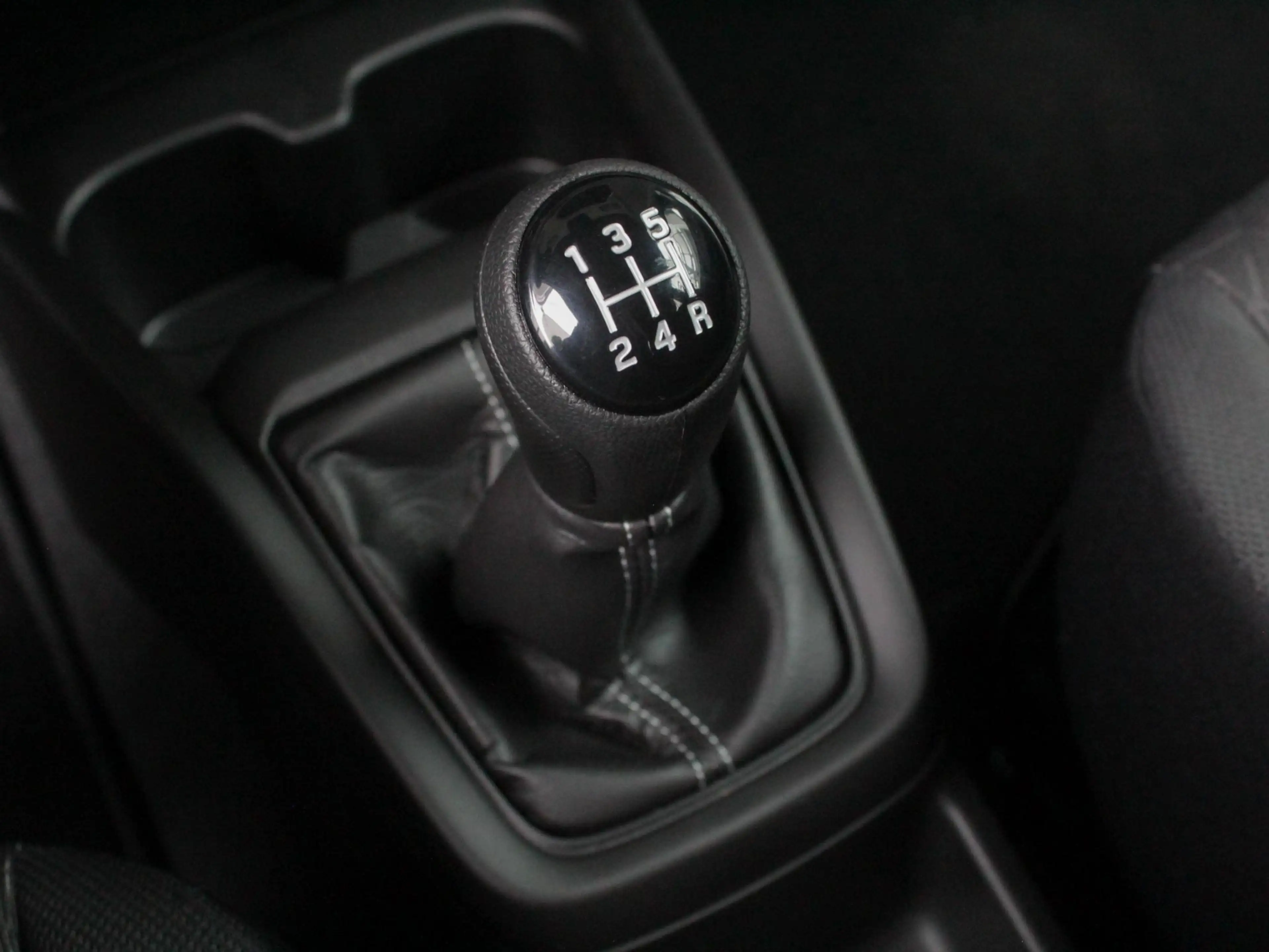 Suzuki Swift 1.2 Select Smart Hybrid | Navi | Adap. Cruise | Ai — photo 14