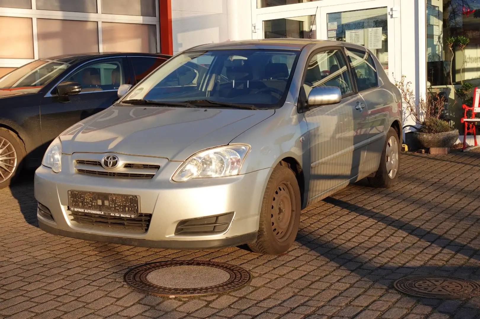 Toyota Corolla 1.4 Luna Silber - 1