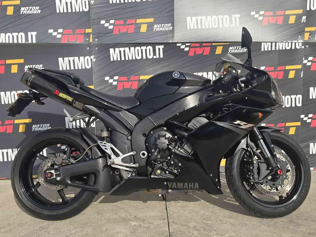 Yamaha YZF-R1