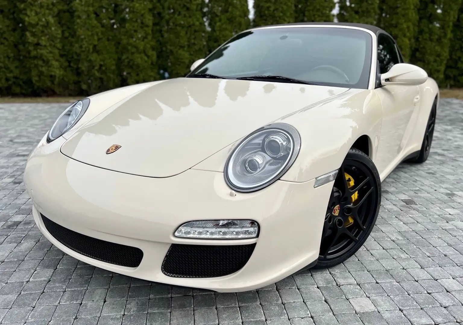 Porsche 997 Carrera 997.2 4S Cabrio, Chrono Keramik PDK BOSE Beige - 1