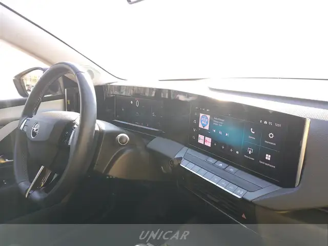 Opel Astra view 10
