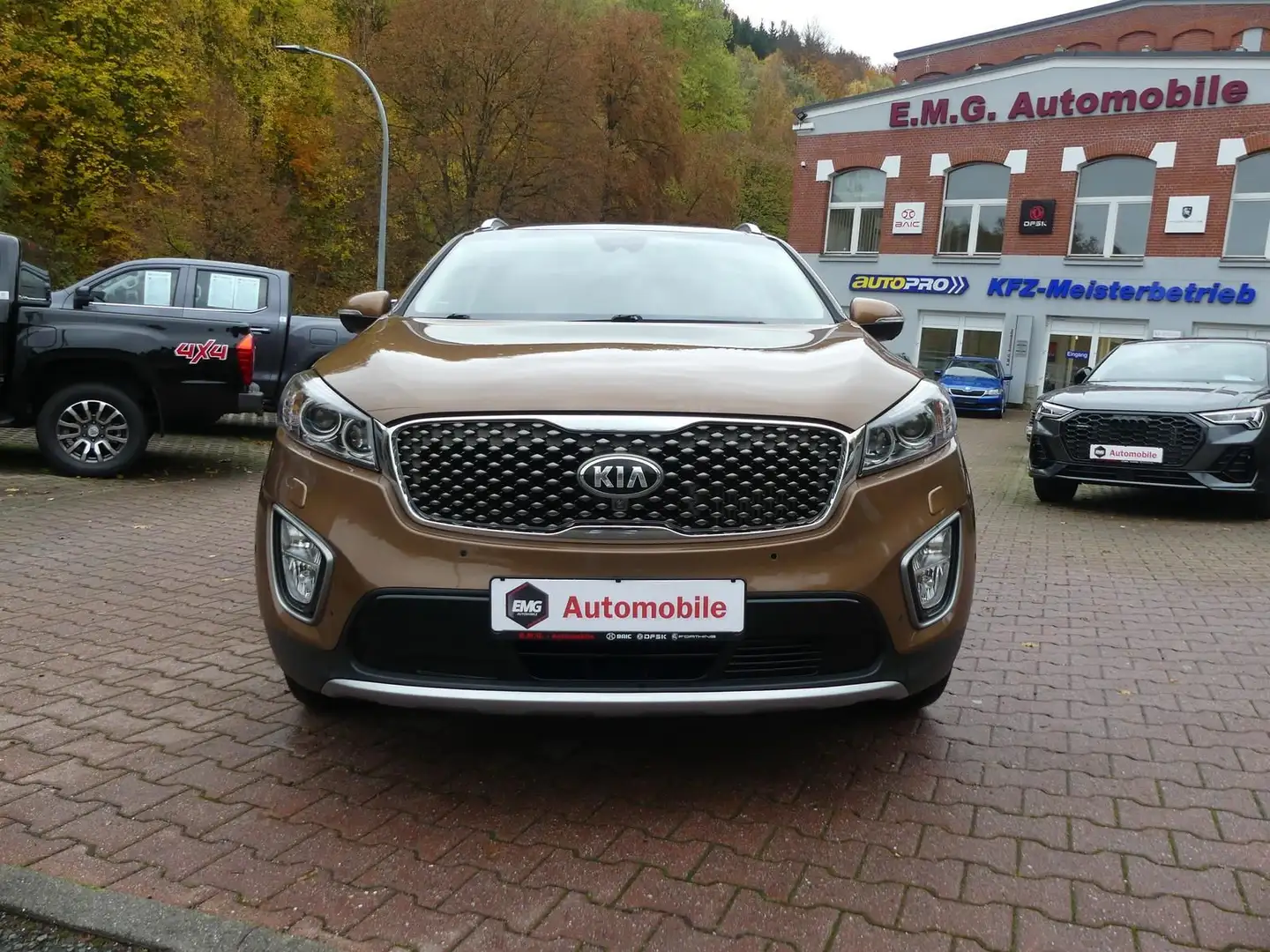 Kia Sorento Platinium*4WD*Klimaauto*360°*AHK*SHZ* Braun - 2