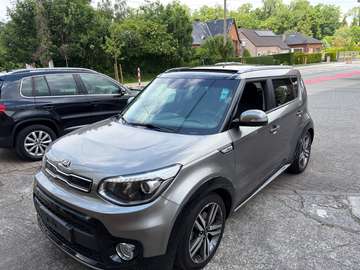 Soul 1.6i Urban Edition Toit Pano