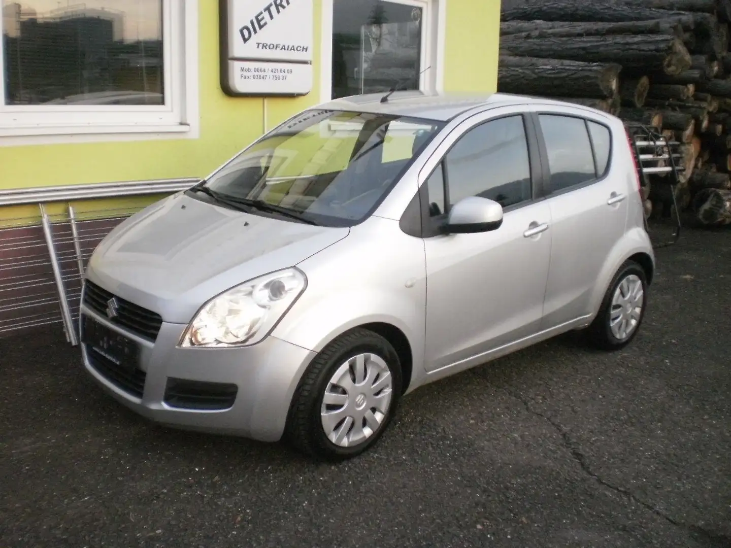 Suzuki Splash Splash 1,0 GLS Special GLS Special Silber - 2