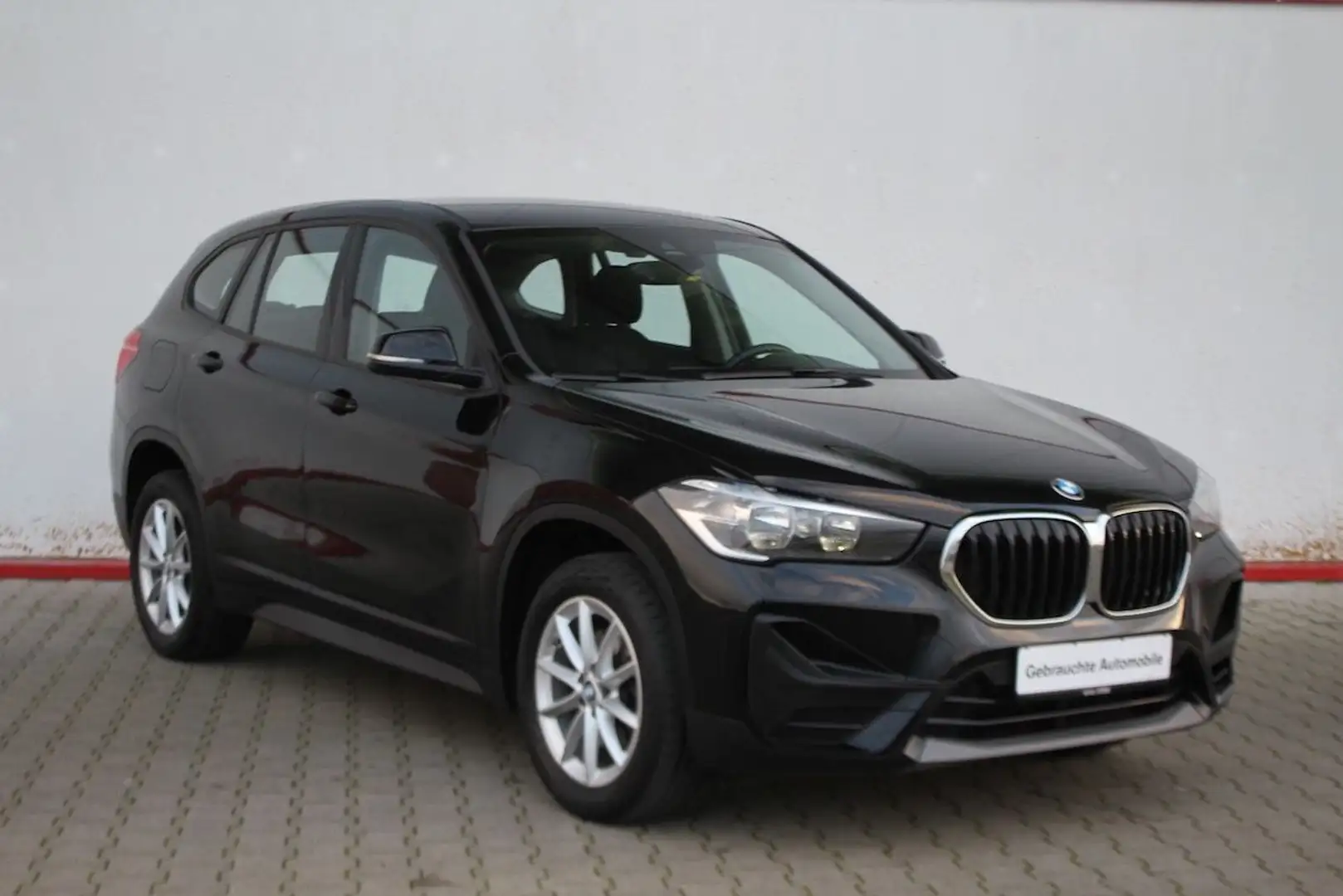 BMW X1 sDrive18i Advantage Tempomat 15.021.- € NETTO Negro - 1