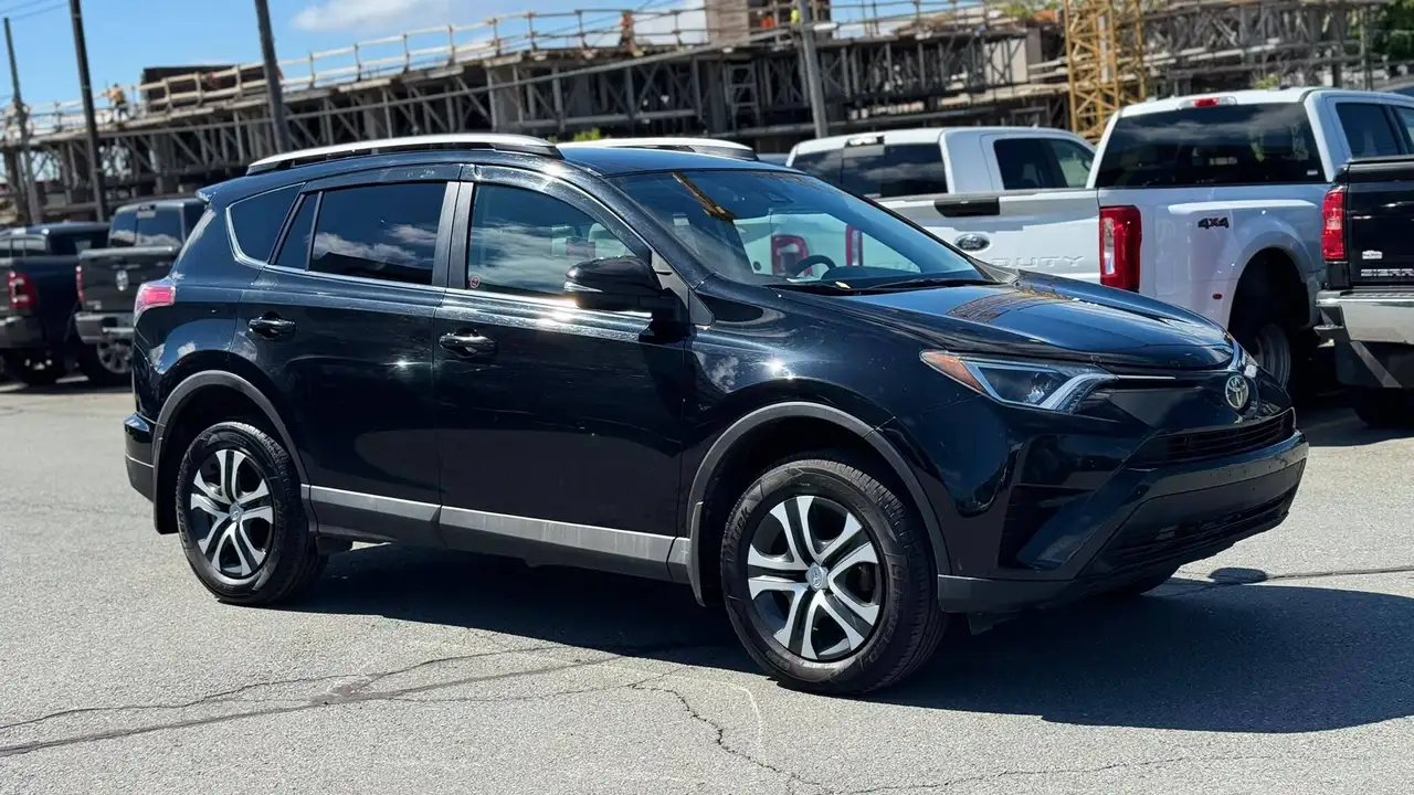 Toyota RAV 4 снимка Toyota RAV 4