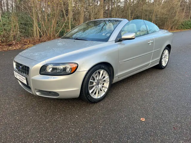 Volvo C70 2.4i 170PK Summum Automaat 42dkm 2006 Xenon Uniek