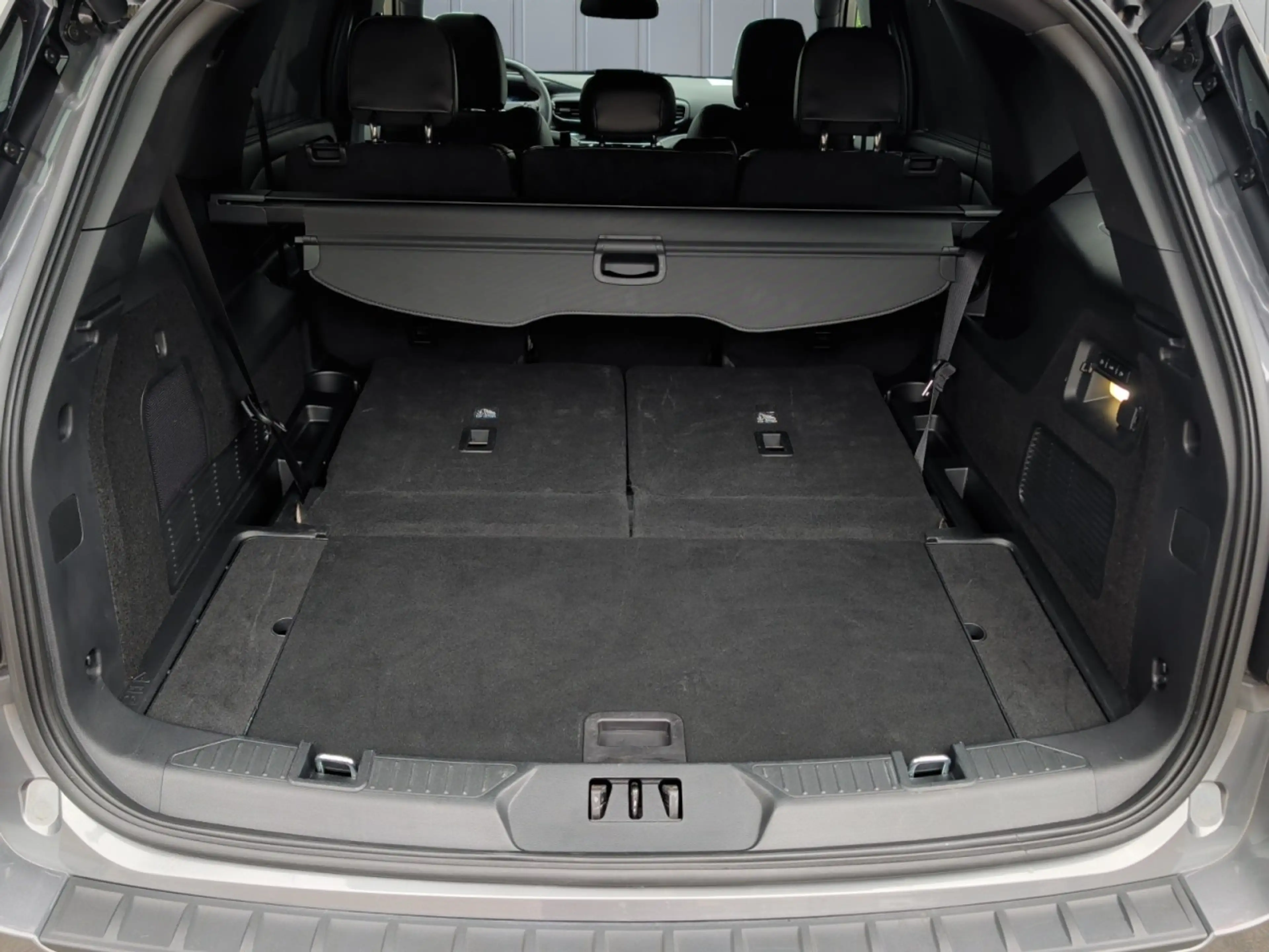 Ford Explorer ST-Line Plug-in-Hybrid Aut+ParkAssist Klima Navi — photo 5