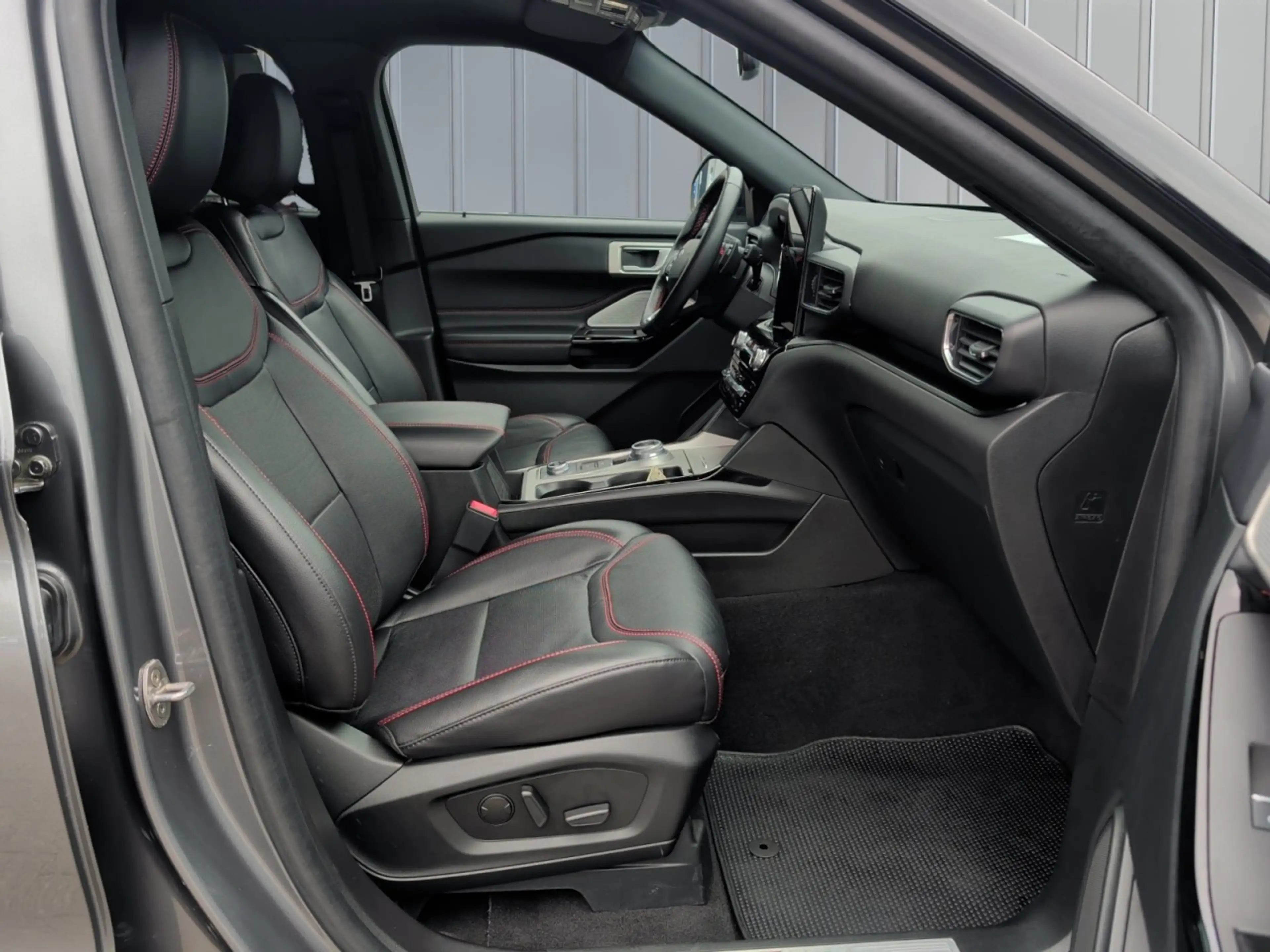 Ford Explorer ST-Line Plug-in-Hybrid Aut+ParkAssist Klima Navi — photo 11