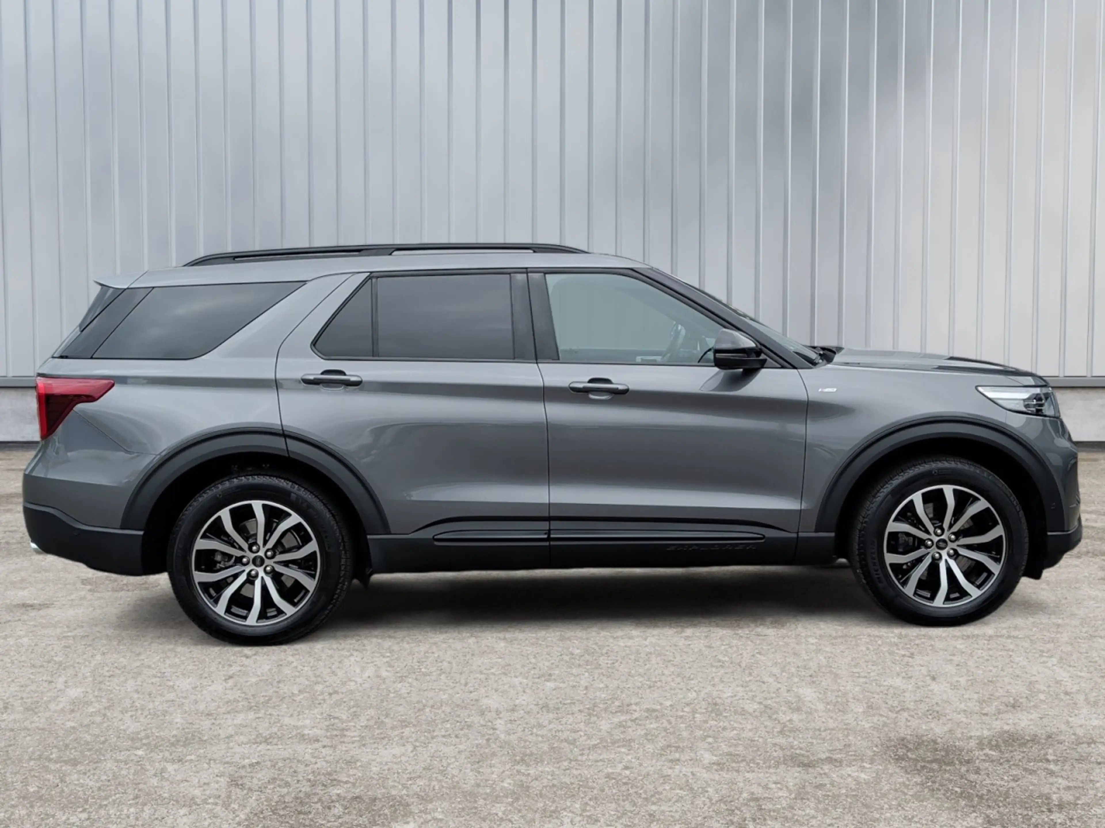 Ford Explorer ST-Line Plug-in-Hybrid Aut+ParkAssist Klima Navi — photo 7