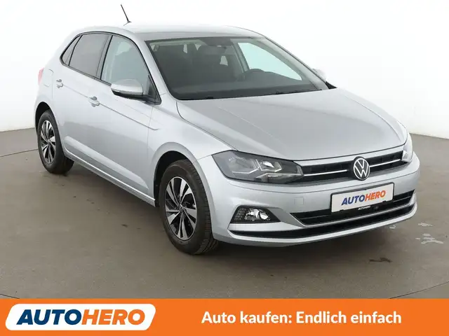 Volkswagen Polo view 8
