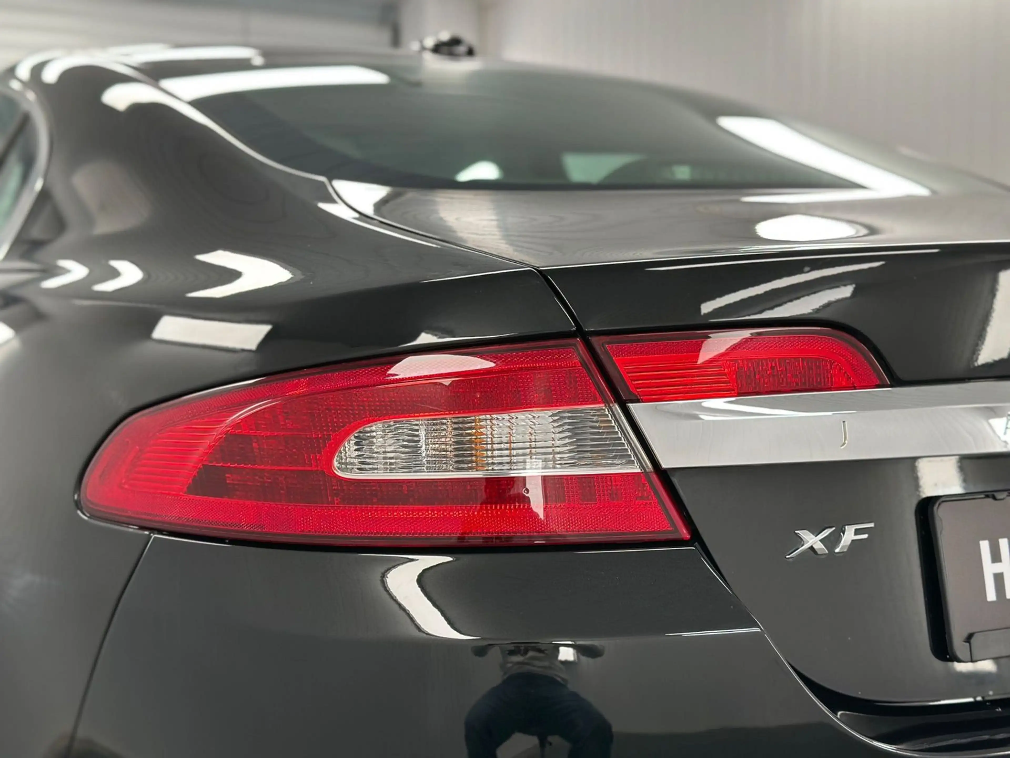 Jaguar XF 3.0 V6 Premium Luxury Schiebedach — photo 10