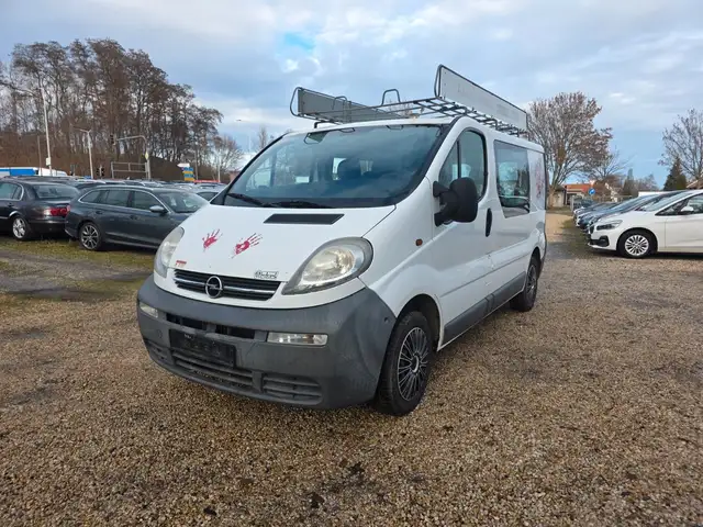 Opel Vivaro Kombi 1.9 CDTI 6 Sitz*Navi*AHK*Dachträger