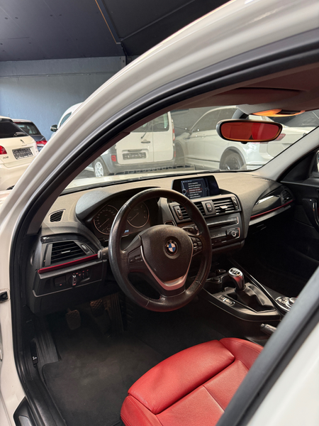 BMW 116 116 d EDE Pole Position Sport Edition — photo 15