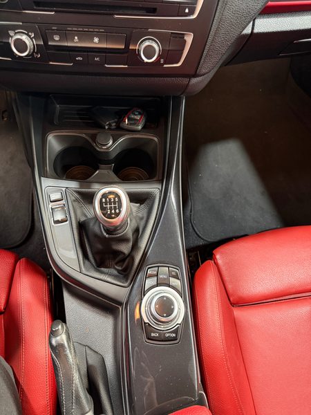 BMW 116 116 d EDE Pole Position Sport Edition — photo 18